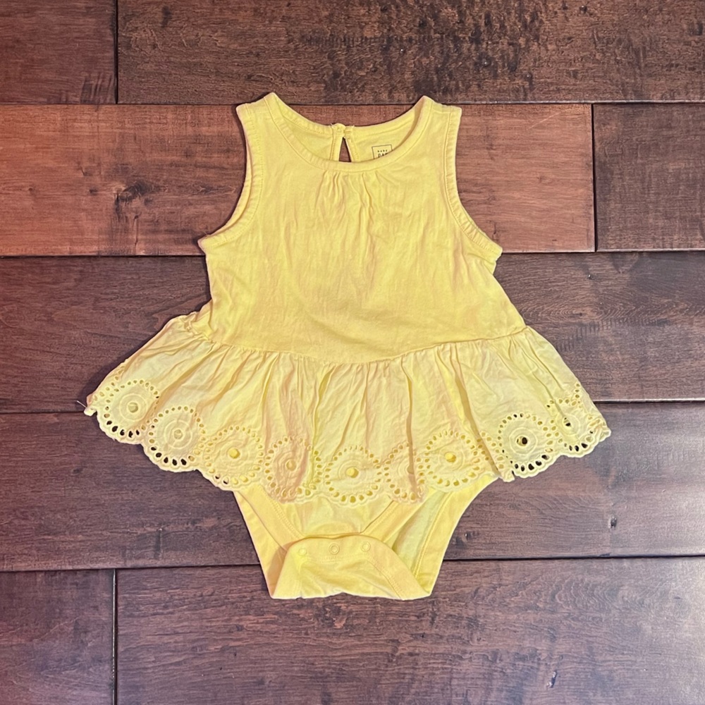 Baby’s Gap 6-12M Baby Girl Onsie Dress Yellow